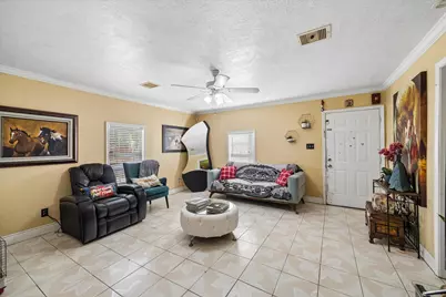 9944 E Hardy Road, Houston, TX 77093 - Photo 14