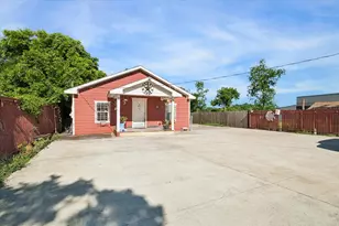 9944 E Hardy Rd, Houston, TX 77093 - Photo 10