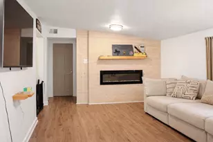 506 Azalea St, Lake Jackson, TX 77566 - Photo 8