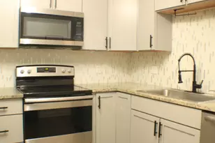 506 Azalea St, Lake Jackson, TX 77566 - Photo 12