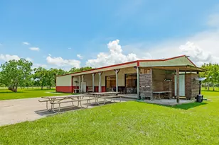 2910 County Rd 519, Brazoria, TX 77422 - Photo 40