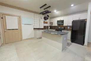 8007 Capitol St, Houston, TX 77012 - Photo 12