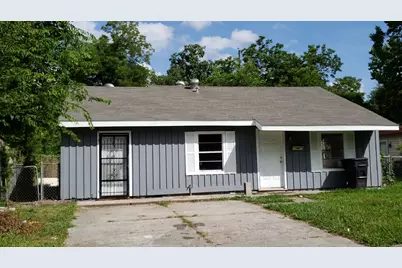7319 Mountbatten Road, Houston, TX 77033 - Photo 1