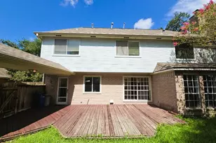 2502 Fairwind Dr, Houston, TX 77062 - Photo 2