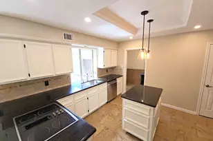 2502 Fairwind Dr, Houston, TX 77062 - Photo 24