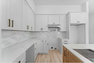 4752 Martin Hill Street, Houston, TX 77018 - Photo 30