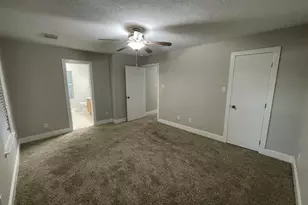 906 Yacht Ct, Crosby, TX 77532 - Photo 12