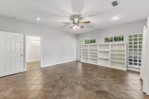 501 Cherry Hills Dr, Huntsville, TX 77340 - Photo 16