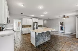 501 Cherry Hills Dr, Huntsville, TX 77340 - Photo 6