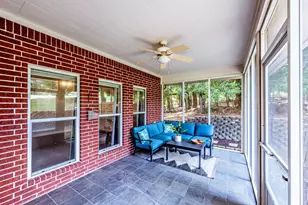 501 Cherry Hills Dr, Huntsville, TX 77340 - Photo 32