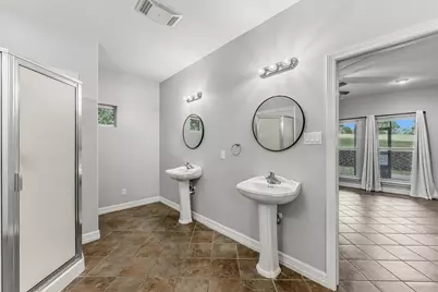 501 Cherry Hills Drive, Huntsville, TX 77340 - Photo 18