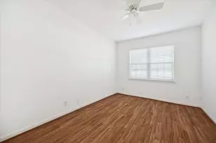 2105 S Winrock Blvd S, Houston, TX 77057 - Photo 18