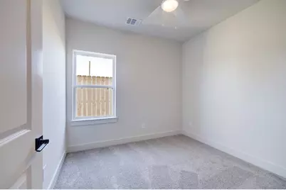 5244 Texas Street, Houston, TX 77011 - Photo 18