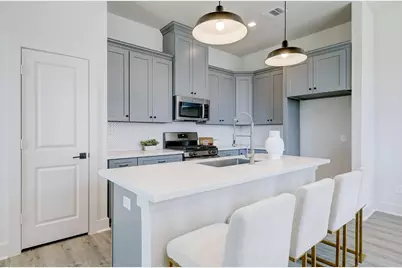 5244 Texas Street, Houston, TX 77011 - Photo 8