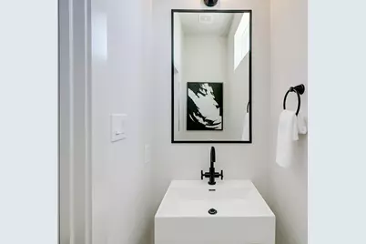 5244 Texas Street, Houston, TX 77011 - Photo 14