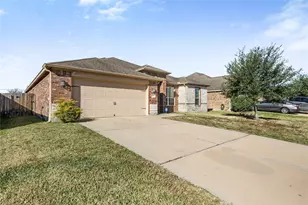 22907 Gentle Shadow Dr, Hockley, TX 77447 - Photo 4