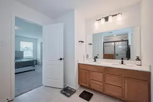 12327 Buck Sable Ln, Houston, TX 77044 - Photo 10