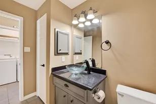 2804 Chenevert St, Houston, TX 77004 - Photo 8