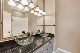 2804 Chenevert St, Houston, TX 77004 - Photo 30