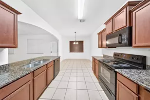 10913 Panther Ct, Houston, TX 77099 - Photo 6