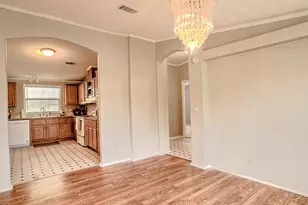 2516 Loch Lomond St, Highlands, TX 77562 - Photo 20