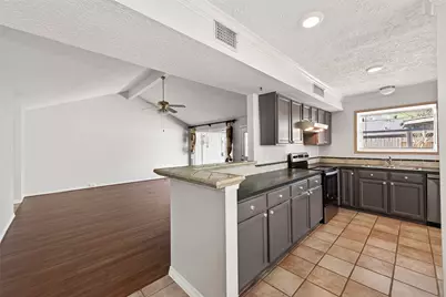 19531 Woodglen Drive, Katy, TX 77449 - Photo 14