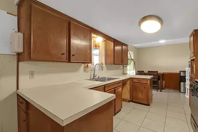 2818 Spa Drive, Deer Park, TX 77536 - Photo 4