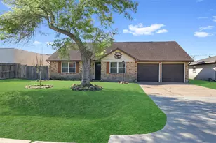 2818 Spa Dr, Deer Park, TX 77536 - Photo 1