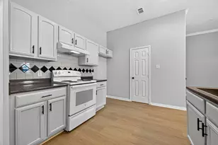 2710 Grants Lake Blvd, Sugar Land, TX 77479 - Photo 16