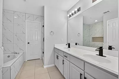 2710 Grants Lake Boulevard #L8, Sugar Land, TX 77479 - Photo 36