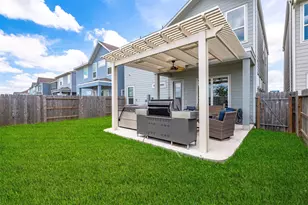 614 Sandy Bay Ln, Kemah, TX 77565 - Photo 32