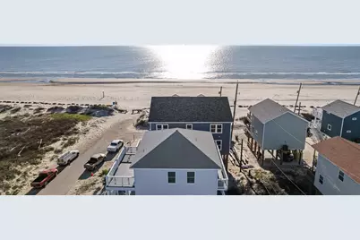 123 Carlton Avenue, Surfside Beach, TX 77541 - Photo 1