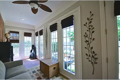 4142 Villanova Street, West University Place, TX 77005 - Photo 12