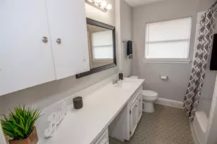 103 E Janisch Rd, Houston, TX 77022 - Photo 12