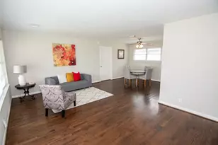 103 E Janisch Rd, Houston, TX 77022 - Photo 8