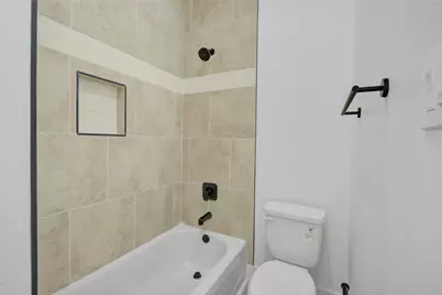 8412 Sunnyhill Street, Houston, TX 77088 - Photo 16