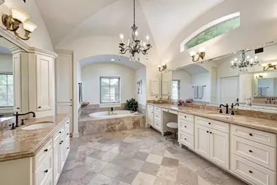 110 Ferndale Street, Bellaire, TX 77401 - Photo 18