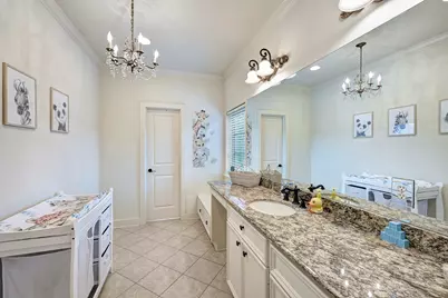 110 Ferndale Street, Bellaire, TX 77401 - Photo 20