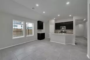 322 Highland Bayou Dr, Conroe, TX 77304 - Photo 8