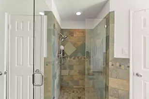 23 Dartmoor St, Sugar Land, TX 77479 - Photo 28