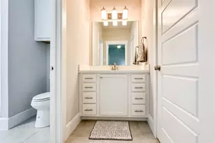 1104 Pearlwood Dr, Houston, TX 77008 - Photo 32
