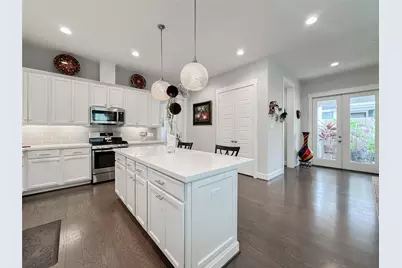 1104 Pearl Wood Drive, Houston, TX 77008 - Photo 10
