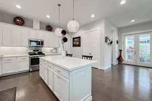 1104 Pearlwood Dr, Houston, TX 77008 - Photo 10