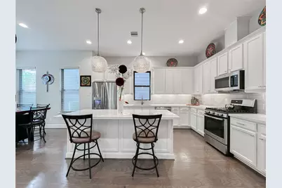 1104 Pearl Wood Drive, Houston, TX 77008 - Photo 8