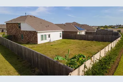 4602 Sterling Prairie Trail, Baytown, TX 77521 - Photo 4