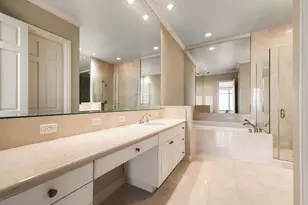 2121 Kirby Dr, Houston, TX 77019 - Photo 24
