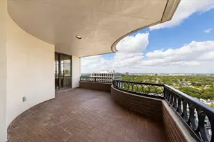 2121 Kirby Dr, Houston, TX 77019 - Photo 32