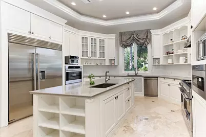 14 Electra Circle, The Woodlands, TX 77382 - Photo 12