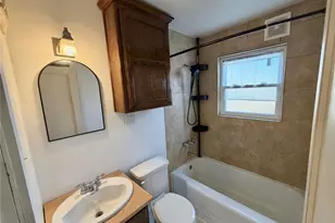 1514 Avenue F, Danbury, TX 77534 - Photo 16