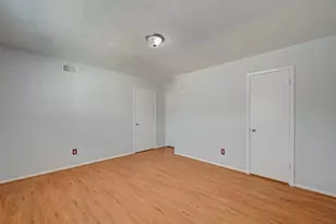 7714 Renwick Dr, Houston, TX 77081 - Photo 10